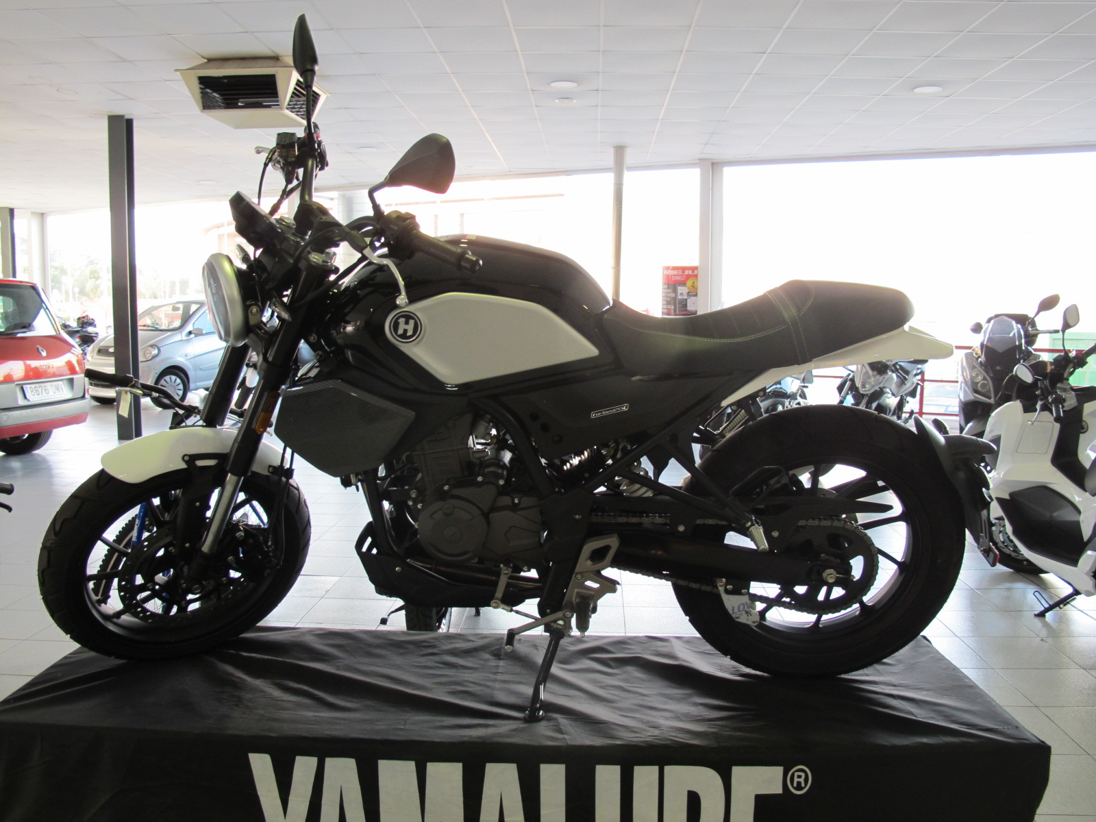 Hanway SC 125 Furious Naked - Imagen 2