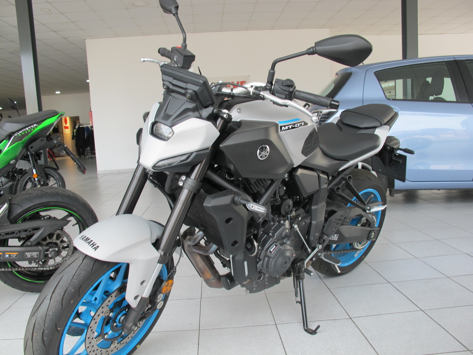 YAMAHA MT-07