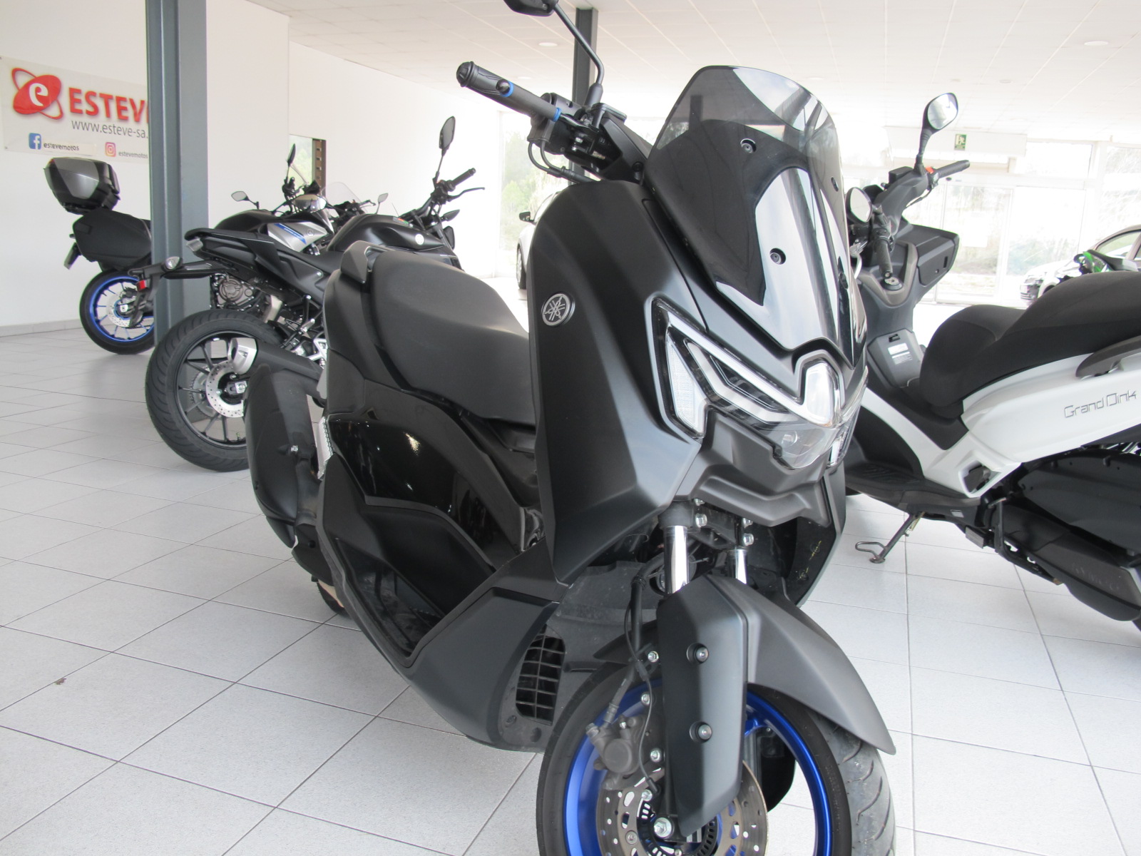 Yamaha N-MAX 125