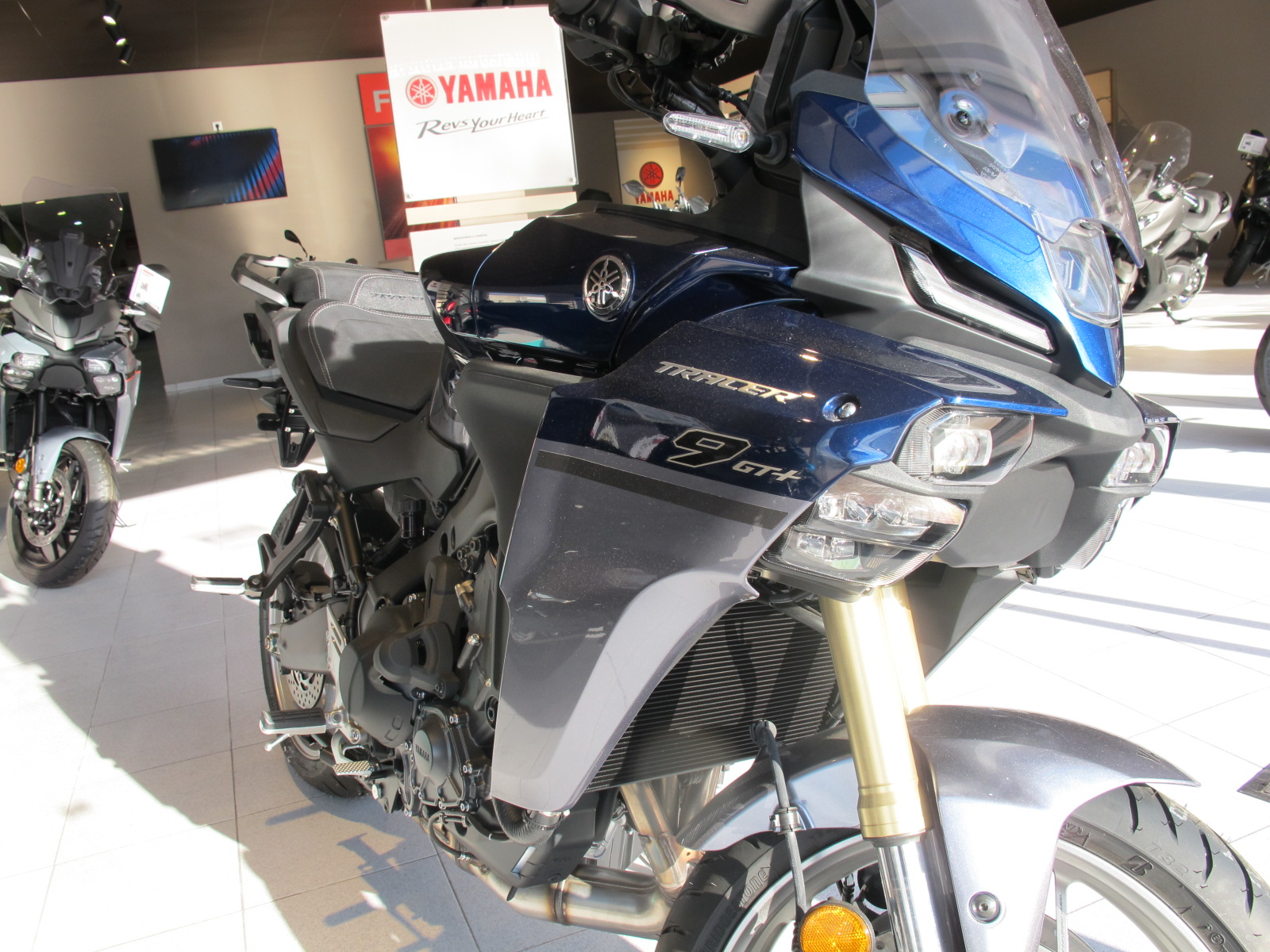 Yamaha Tracer 9 GT Icon Blue - Imagen 2